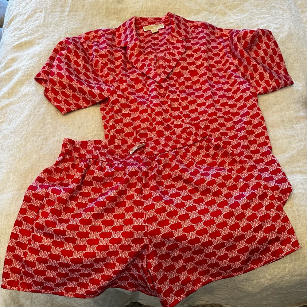 MICHAEL KORS Women's Satin Signature Logo Short Pajamas Set with Case Sz Small